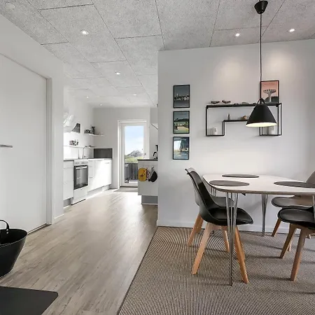 Dom wakacyjny Fully Renovated W Terrace Free Wifi Sj439